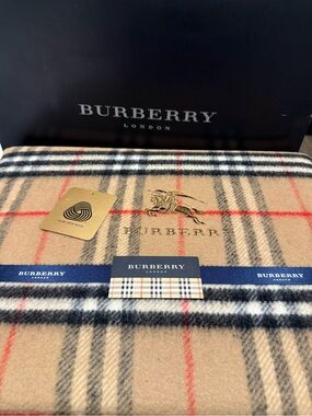 Burberry Beige/Tan Vintage Nova Check Wool Blanket with Black & Red Accents